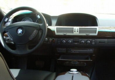 Автомобиль на свадьбу № V2396 - Транспортная компания Vipavto96