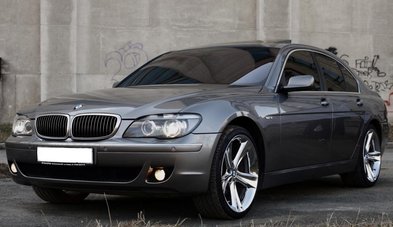 Автомобиль на свадьбу № V2396 - Транспортная компания Vipavto96