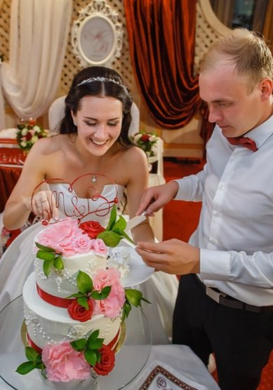 Торт на свадьбу О98233 - Ресторан Онегин