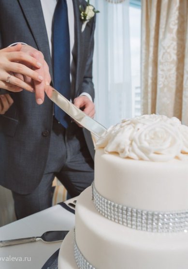 Свадебный торт О98240 - Ресторан Онегин