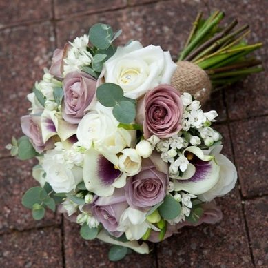 Букет с каллами Ц10075 - Салон цветов ЦВЕТЕЛЬЕ