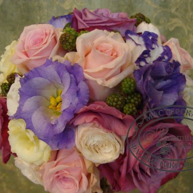 Букет А2346 - Мастерская флористики и декора Анютины глазки