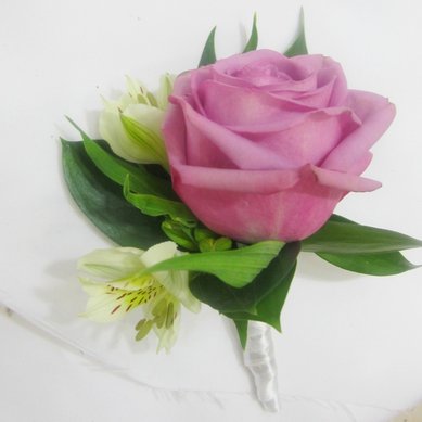 бутоньерка 4 С9867 - Салон цветов Супермаркет цветов и подарков