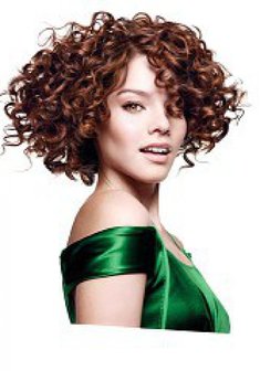 «Прическа подруги невесты»