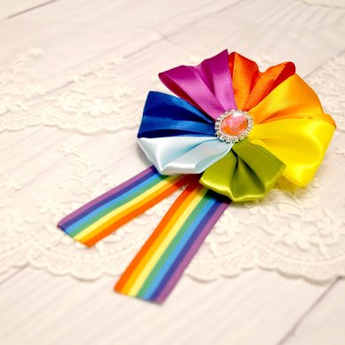 Бутоньерка РАДУГА 1 Р120986 - Свадебные аксессуары ручной работы Ромашковая свадьба